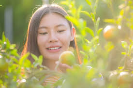 Young Farmer Women Asian Girl Holding Orange Hands Farm Agriculture — Stock  Photo © ShutterDin #510482294