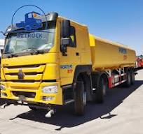 Discount Price SINOTRUCK Drink Water Truck 4000 Gallon 10000 Litre  Stainless Steel Water Trucks