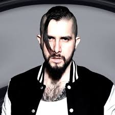 I want to take a moment to recognize two very dear friends that happen to  be amazing musical artists, as well as fellow filmmakers. Last week, Ven  Scott (of Runescarred) and Marc