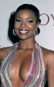 A man that knows his way around the kitchen knows his way around everything  else too! Let's be real, who doesn't want a man that can cook?🔥😮‍💨