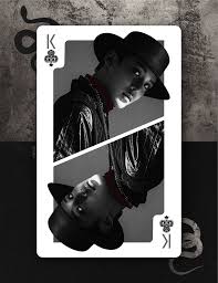 ¡estate atento y no te pierdas ninguno! Ateez In Hala Hala Aesthetic Card Game Miembro