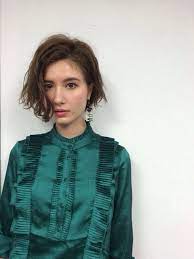 モード系ヘアで凛としたクール美女に変身 人と違うおしゃれヘア hair モード ボブ ヘアカット おしゃれ ヘア