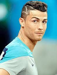 Последние твиты от cristiano ronaldo (@cristiano). Cristiano Ronaldo Frisur Weltmeisterschaft Cristiano Ronaldo Ronaldo Und Weltmeisterschaft
