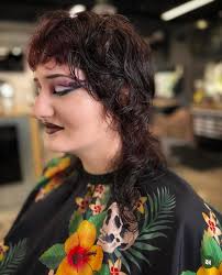 Hollywood Cuts Hair Services in Mentone