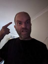 Princess Leia mistaken for using a hairdryer at a party