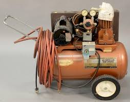 Factors to consider when choosing an air compressor for painting cars. Craftsman Sears Best Air Compressor Paint Sprayer 2hp 125 Psi Sold At Auction On 24th February Bidsquare
