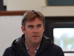 SUMMER LIGHTS UP AUTUMN HIT SALE