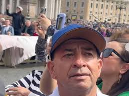 Marcela Ulloa, la colombiana que venció el covid-19 y se despidió del papa  Francisco