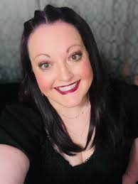 8 lbs down. Strict diet and cardio daily. Summer body in the making. 👟🏃‍♀️