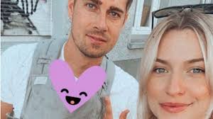 Wayne carpendale postet glückwünsche mit hintergedanken. Lena Gercke Teilt Erstes Familienfoto Mit Zoe Und Dustin Promiflash De