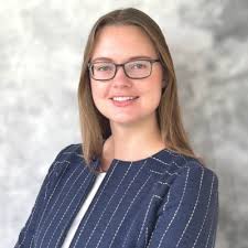 Last week I was invited to speak to Business Analytics and Information  Management (BAIM) Undergraduate and Graduate students at Western New  England University 🐻 We discussed the impact of #AI on… |