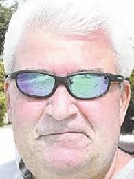 Lori Hessler's Instagram, Twitter & Facebook