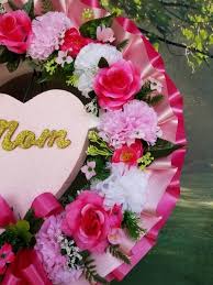 Mom Cemetery Wreath Hot Pink Wreath Sympathy Wreath Cemetery Flowers Gravesite Memorial Funeral Flowers Arrangement Mother S Day En 2020 Flores Funerarias Corona De Flores De Color Rosa Flores Artificiales