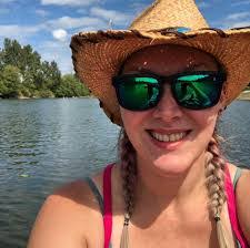 Anna Eggers's Instagram, Twitter & Facebook