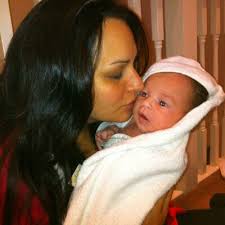 Linzi-Beth goldstone (@LBLXXXX)