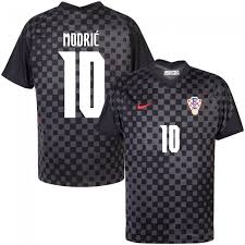 Captain harry kane takes the no 9 shirt while jack grealish, declan rice and jordan henderson all have numbers in the first xi. Nike Croatia Modric 10 Kids Away Shirt 2020 2021 Fan Style Printing