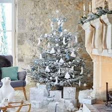 Les 7 Collections Deco Tendance Accessibles De Gifi Pour Noel 2018 Decoration Noel Deco Noel Gifi Deco Noel