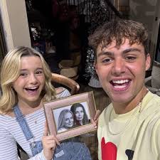 𝗦𝗔𝗬 𝗬𝗘𝗦 𝗜𝗙 𝗬𝗢𝗨 WANT CORONATION STREETS TO CONTINUE