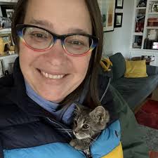Meet Allison: a true Chicagoan, “cool aunt,” and even cooler foster mom to  #TreeHouseCats. 💚⁠ ⁠ After losing her beloved cat Winona, Allison wasn't  ready to adopt again—but she still had love (