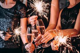 As the ball drops you have to make sure that you make arrangement for drinks and party foods that will keep your guests happy and impressed. A No Fuss New Year Eve S Dinner Party Martha Stewart