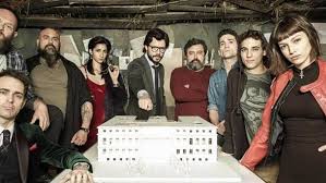 La casa di carta (la casa de papel) è una serie televisiva spagnola. La Casa Di Carta Terza Stagione Netflix Data