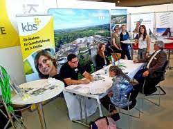 Kbs world provides 24/7 streaming service on korea's latest & most popular programs. Kbs Akademie Fur Gesundheitsberufe Monchengladbach Aktivitaten