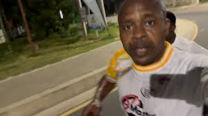 Jumatano ya Minyama…. Tunanyamatika Kilometa 15 za Mbogo aliyejeruhiwa.