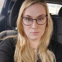 Laura Low's Instagram, Twitter & Facebook