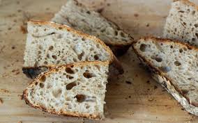 Se il suono è secco e profondo, significa che è cotto. Come Fare Il Pane Con Lievito Madre La Guida Per Iniziare Zucchero Sale