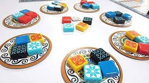 El mejor juego es 31 (también llamado «la una»), seguido de 32, después es 40, 37, 36, 35, 34 y 33, que es el peor juego. Juegos De Mesa Los 10 Juegos Absolutamente Mas Populares