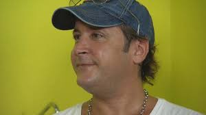 Menudo: Roy Rossello recebe as cinzas de Ray Reyes, que morreu em 2021