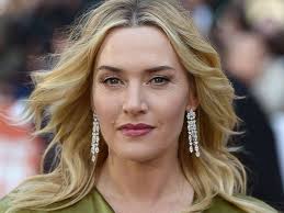 Kate winslet was born on 5 october in the year, 1975 and she is a very famous english actress. Kate Winslet Opens Up About Her Friendship With Leonardo Dicaprio Abc News