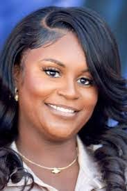 Maria Jeter's Instagram, Twitter & Facebook