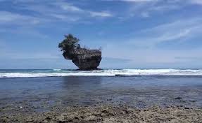 Keindahan pantai pananjung di pangandaran ini memang menjadi magnet tersendiri bagi banyak pantai madasari adalah pantai atau situs yang tersembunyi didaerah kabupaten pangandaran. Akses Melancong Ke Pantai Pangandaran Makin Mudah Portal Berita Bisnis Wisata