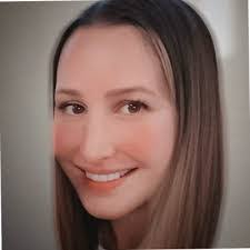 Erin Rau's Instagram, Twitter & Facebook