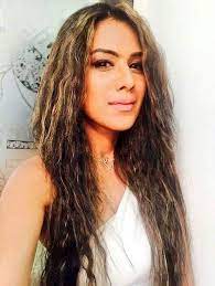 نيا شارما صور نيا شارما صور اروهي الجديدة نيا شارما انستغرام نيا شارما و حبيبها hair styles hair beauty