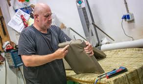 Muchas cosas podrían repararse, pero preferimos usar y tirar»