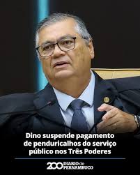 O ministro Flávio Dino, do Supremo Tribunal Federal (STF), determinou nesta  quinta-feira (5) a suspensão do pagamento dos chamados “penduricalhos”,  benefícios que são concedidos a servidores públicos e que não cumprem o