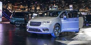 After the 2021 facelift, new 2022 chrysler pacifica will continue its journey. 2021 Chrysler Pacifica Finally Gets An All Wheel Drive Model