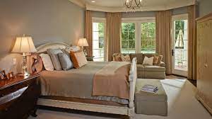 Color can instantly change not only the look of the room, but also how you feel when you're in it. Relaxing Color Scheme Ideas Master Bedroom Freshsdg