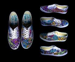 My Friend Katie Wishart Drew These On White Shoes Isn T She Amazing Love Them D
