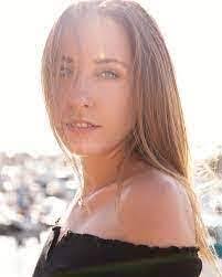 Alyssa Piedra's Instagram, Twitter & Facebook