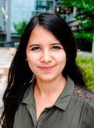 Amy Bettinger's Instagram, Twitter & Facebook