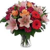 Spice up the celebrations of your loved ones in spectacular style by sending amazing flowers and gifts from overseas flower delivery. Tokyo Flower Delivery Japan Online Florist Send Flowers Japan
