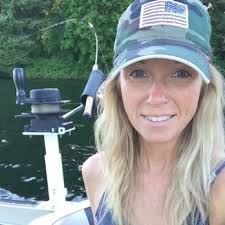 Katie Staples's Instagram, Twitter & Facebook