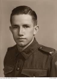 Portrait of QX17590 Private (Pte) James Russell Savage of 2/10 Field  Regiment, Royal Australian ...