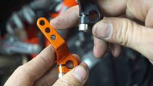 The new clutch actuator arm increases the friction zone by 60% and reduces the lever pull by 33%. Camel Tank Adventure Ktm 790 890 1 Finger Clutch Kit
