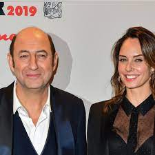 We would like to show you a description here but the site won't allow us. Kad Merad Qui Est Sa Compagne Julia Vignali Femme Actuelle Le Mag