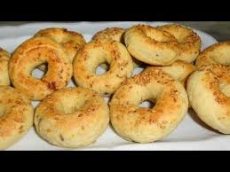 Biscuits Tunisiens Aux Dattes كعك التمر Recettes De Cuisine Nourriture Tunisienne Cuisine