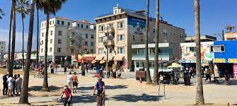 The inn at venice beach is a 3 star hotel located at 327 washington blvd in los angeles. Best Hotels In Venice Beach Venice Paparazzi Venice Beach Ca Photo Agency Community Info News Events